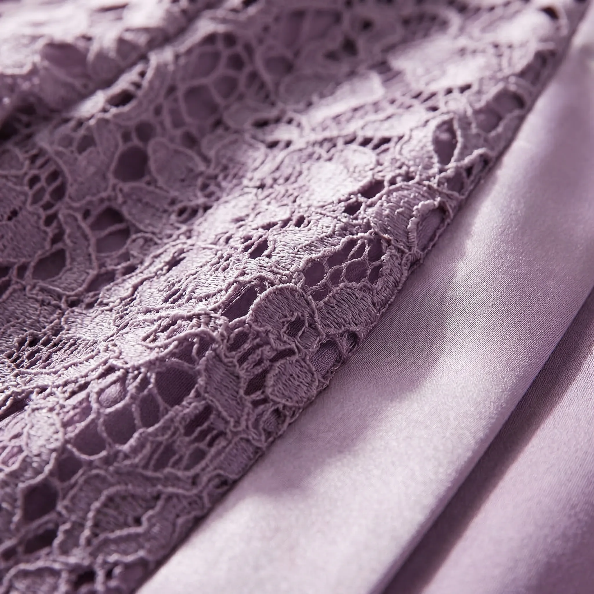 Lumivelle | Lace overlay midi dress set